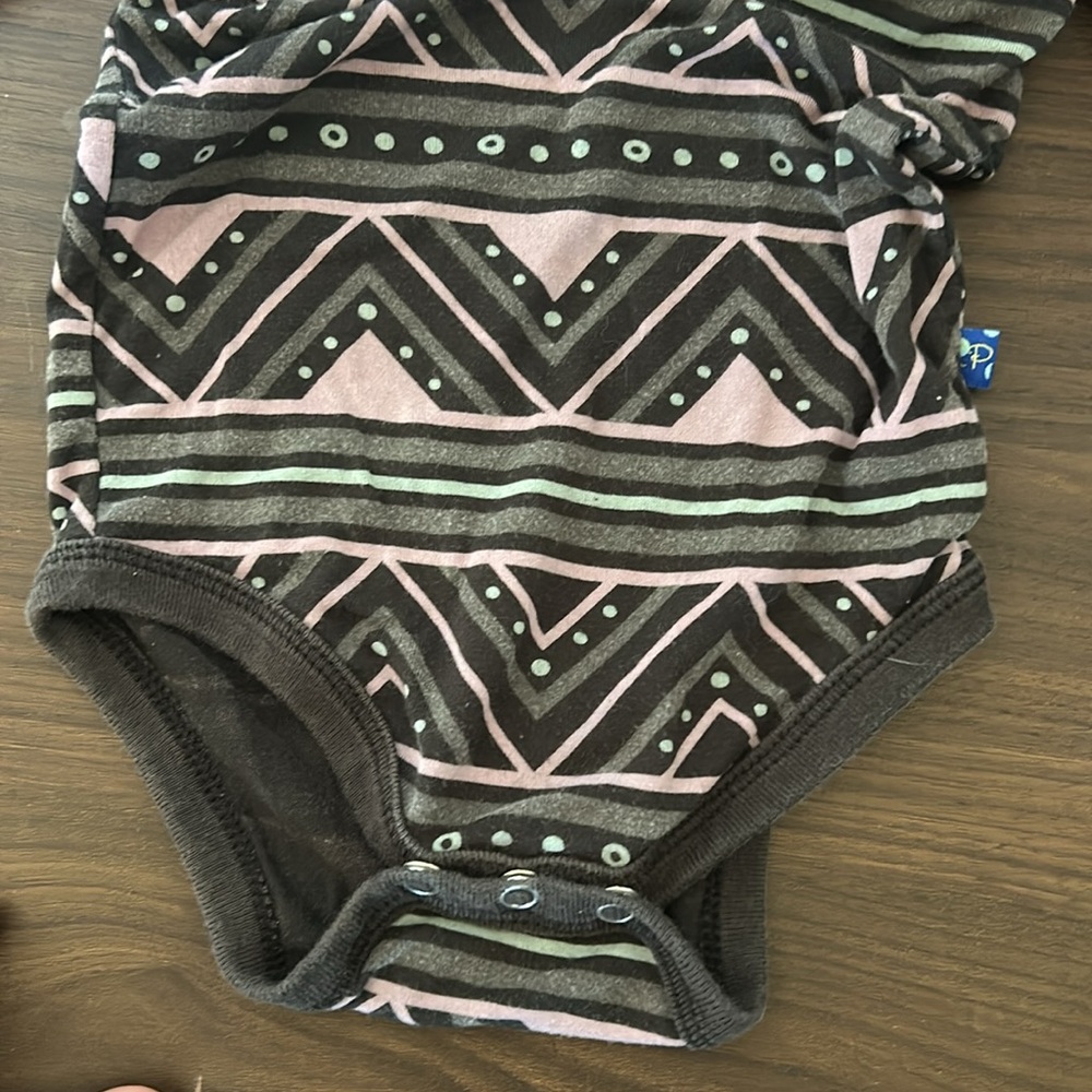 Kickee Pants Unisex onesie super soft bamboo size 12-18 months bodysuit - Picture 2 of 5